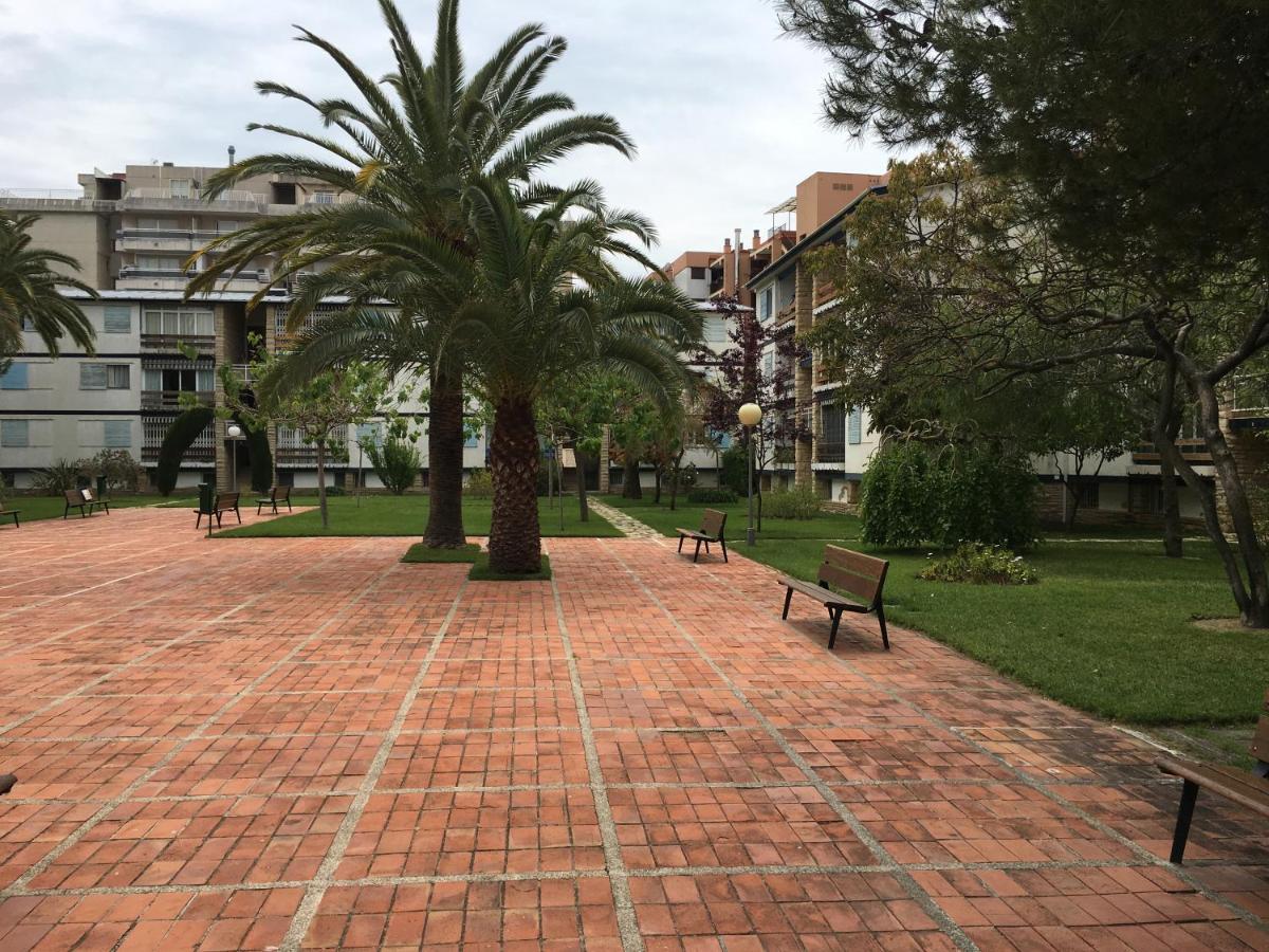 Book Ibiza Salou Apartment Bagian luar foto