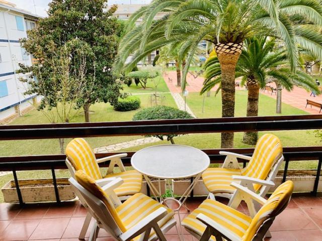 Book Ibiza Salou Apartment Bagian luar foto